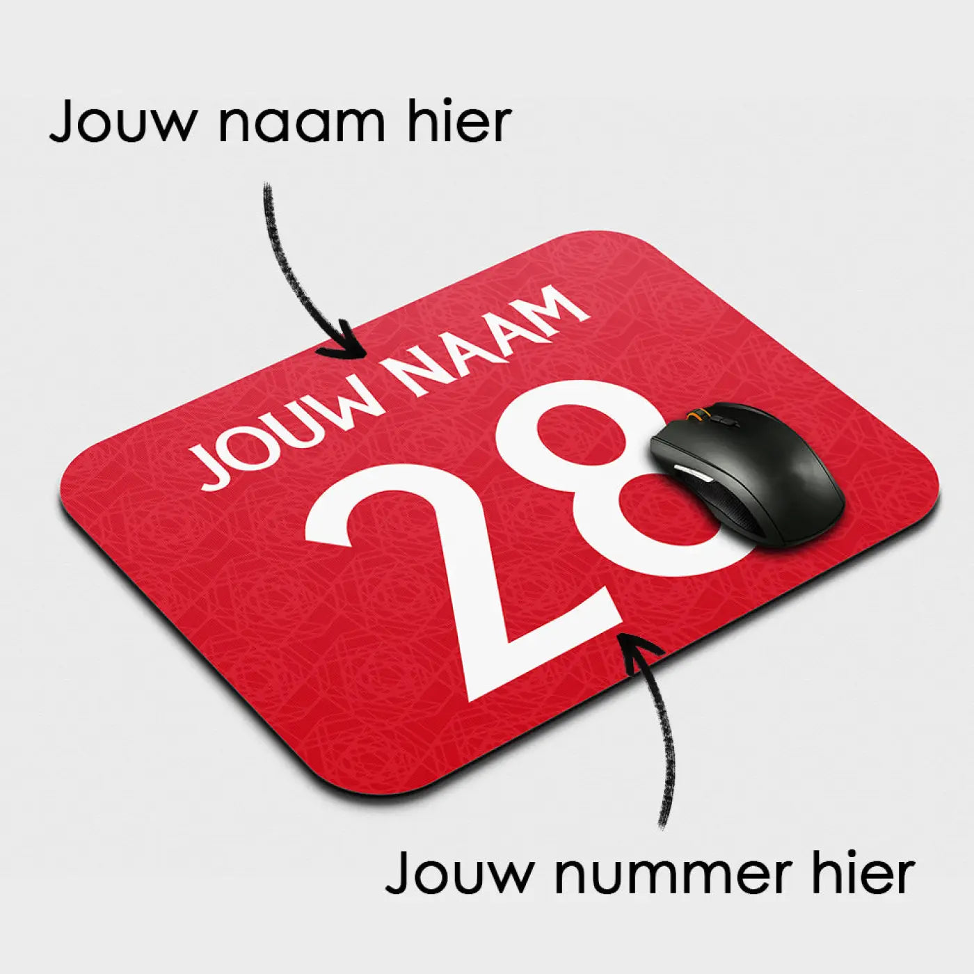 Rood voetbal muismat met subtiel patroon en witte tekst jouw naam boven nummer 28 voor personalisatie van manchester united